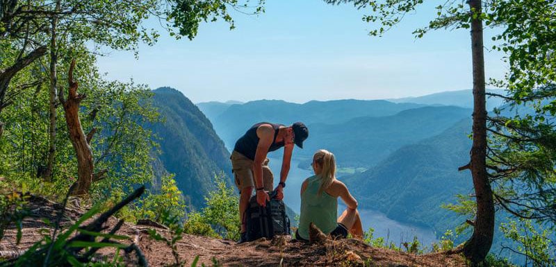 nature---couple-resting.jpg